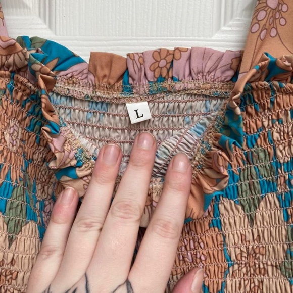 🌸 floral maxi dress 🌸 - Picture 2 of 4